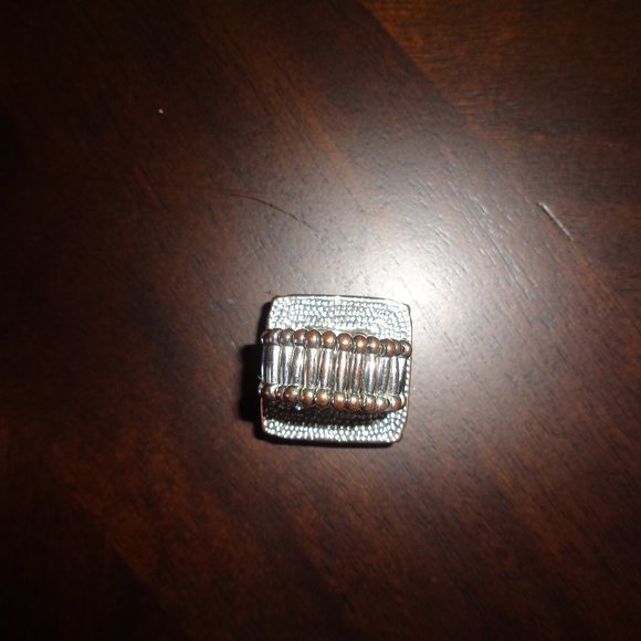 Beaded square ring- costume jewelry - Picture 7 of 10